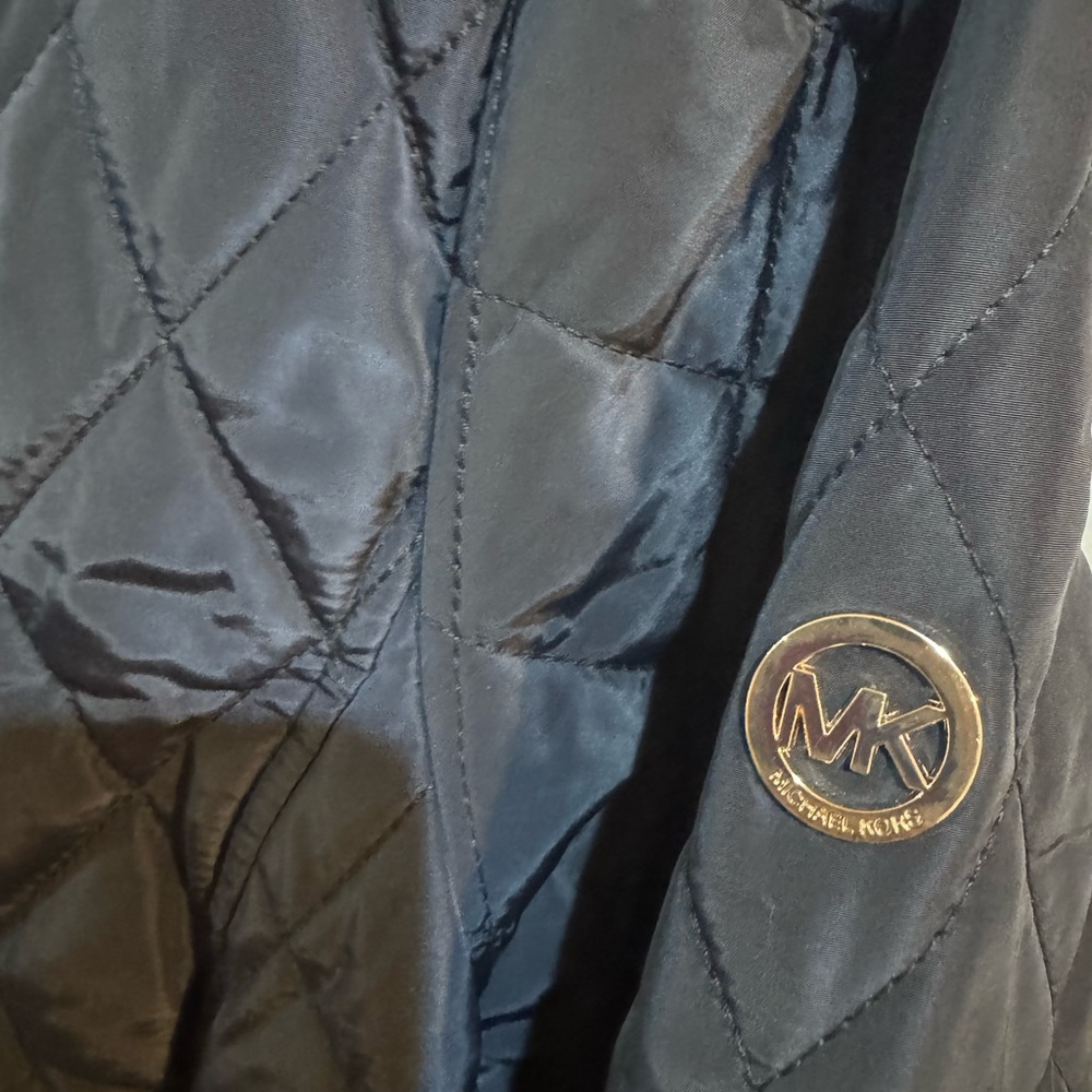 Michael Kors Navy Quilted Jacket with Tan Trim - Picture 4 of 9